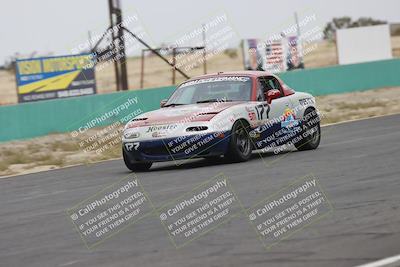 media/Jun-01-2025-CalClub SCCA (Sun) [[eae223c5dd]]/Group 5/Race (Front Straight)/